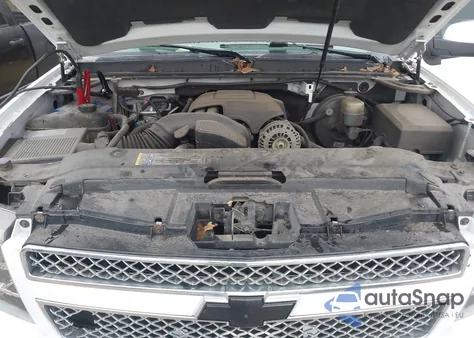 2009 Chevrolet Tahoe Ltz from USA, damaged, VIN 1GNFK33029R248011